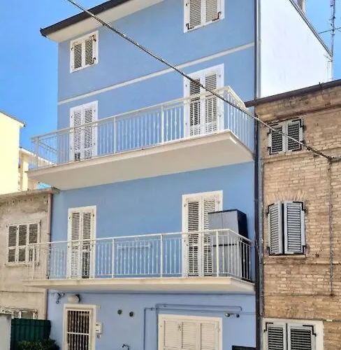 Casa vacanze Casa Del Marinaio - Relax In Pieno Centro - Wifi - 6 Posti Porto SantʼElpidio